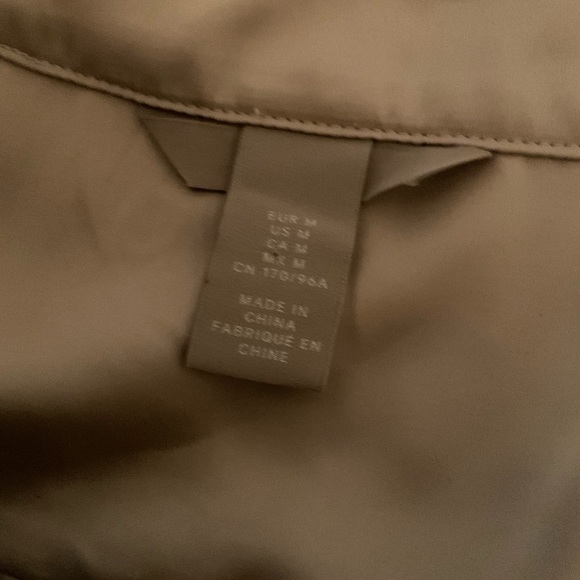 Long sleeveless button up shirt M - Picture 6 of 7